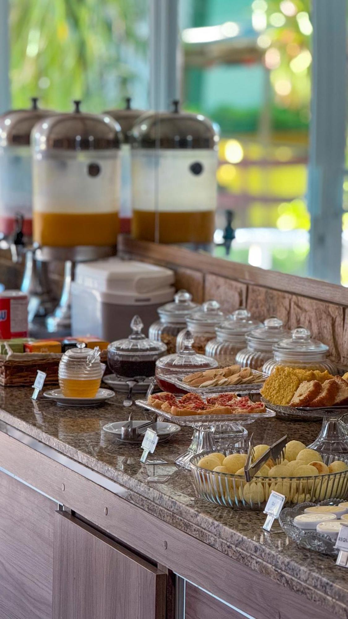Yes Hotel Pousada Vila do Abraao Ngoại thất bức ảnh